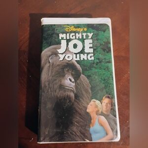 Disney's Mighty Joe Young VHS Tape